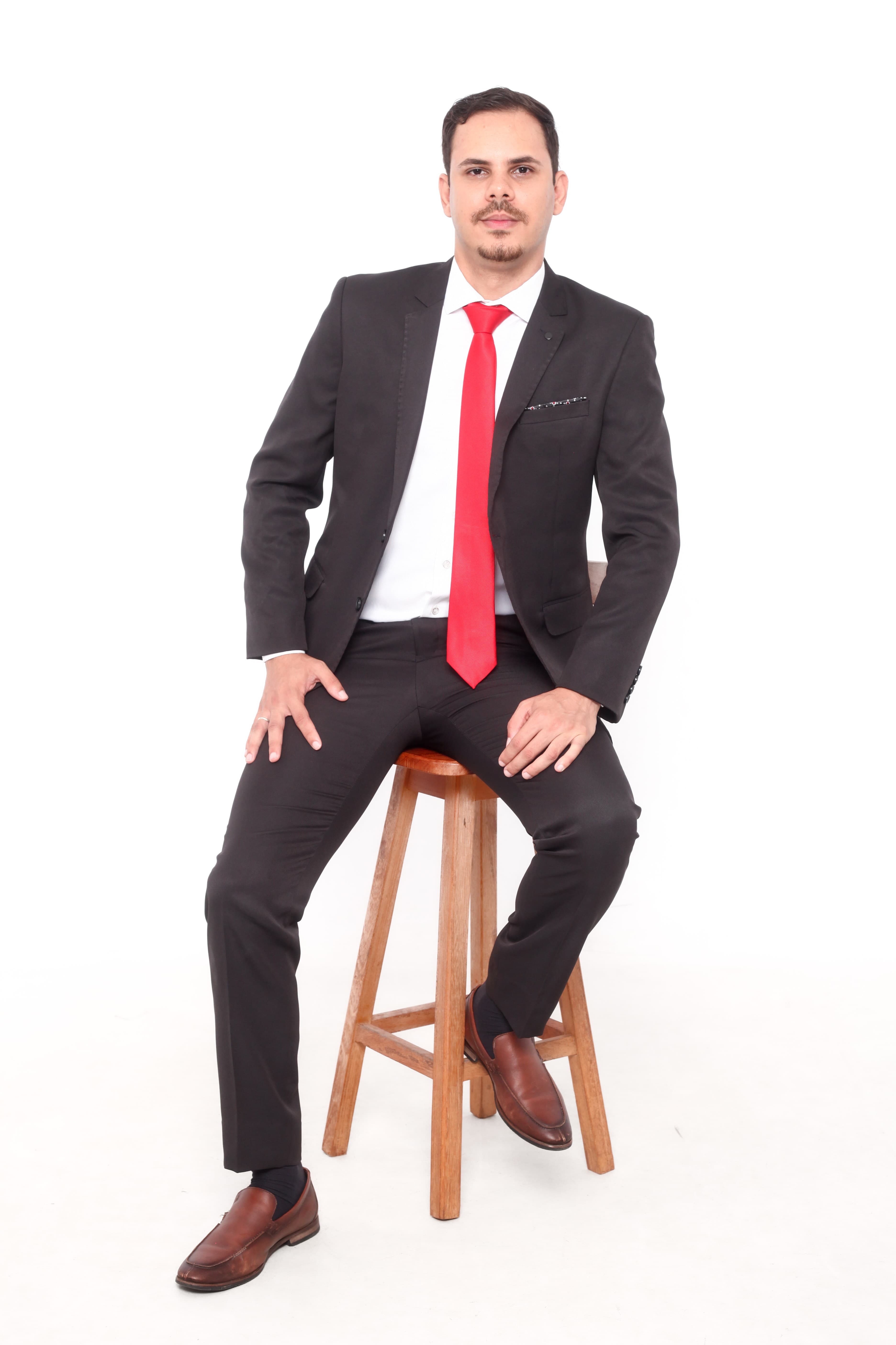 Williams Paulino em seu ambiente profissional